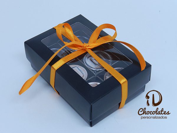 Caixa com visor contendo 6 bombons personalizados Brindes personalizados em Presidente Epitácio - SP