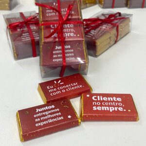 Caixa de acetato com9 chocolates